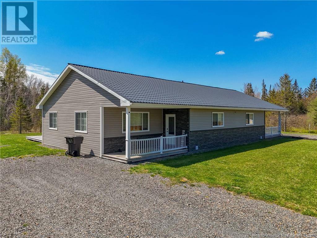 Rusagonis, NB E3B8E4,503-505 Bryson Road