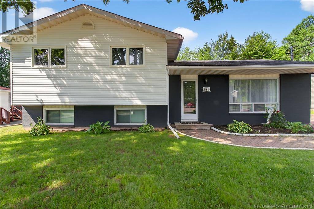 Dieppe, NB E1A2C5,184 Pascal Avenue