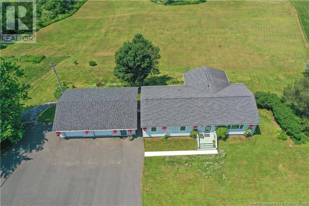 Hampton, NB E5N6P3,376 Kennebecasis River Road