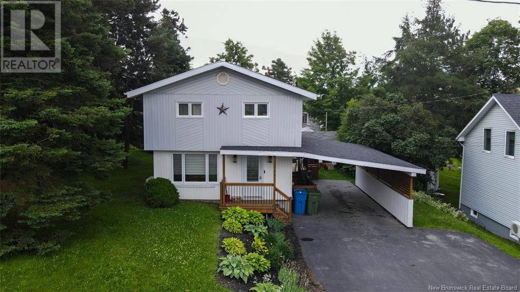 Edmundston, NB E3V2V5,161 35th Avenue