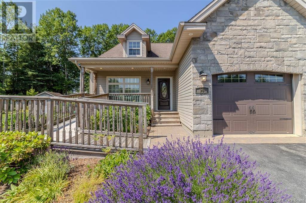 Quispamsis, NB E2E4H4,29 Wellington Court