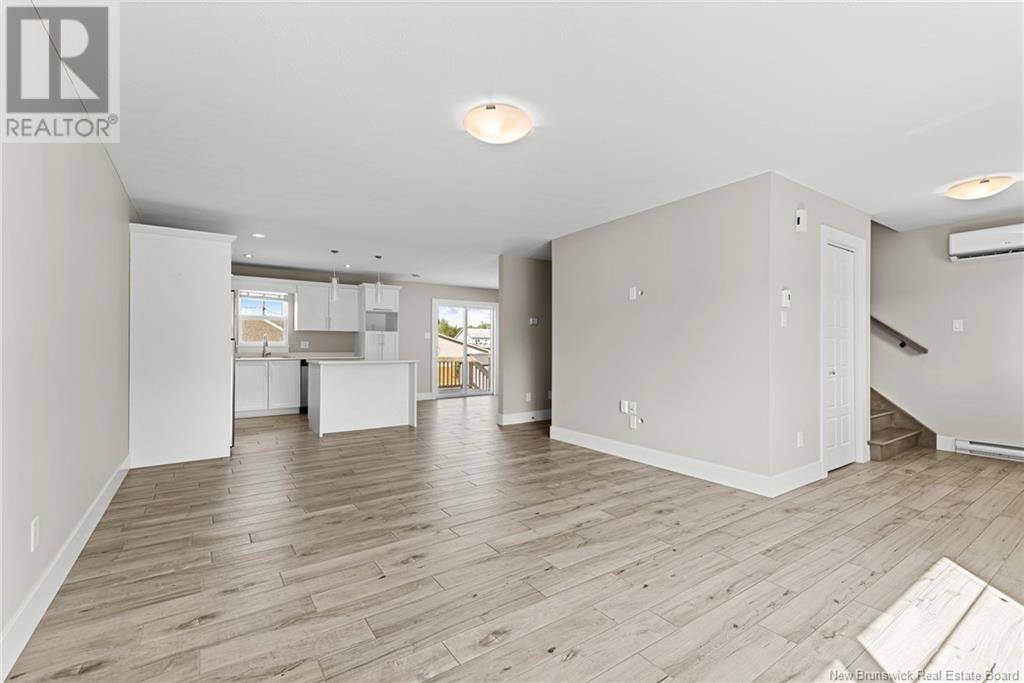 Moncton, NB E1E0E7,65 Lancefield Crescent