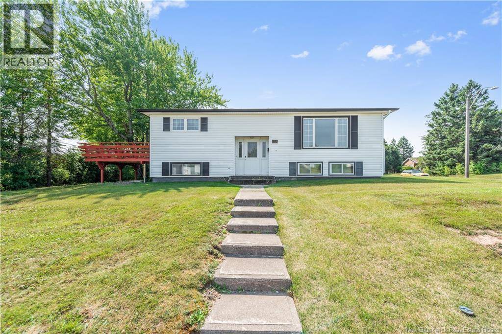 Moncton, NB E1A3P6,169 Queen Mary Road