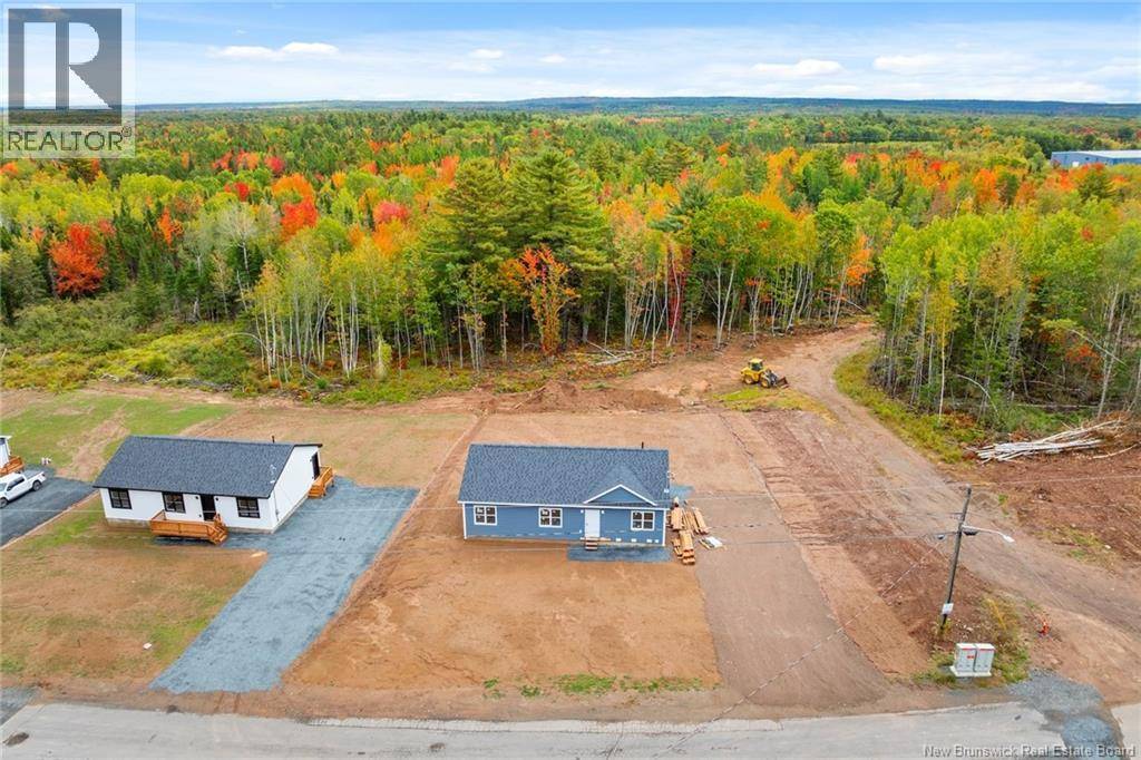 Fredericton Junction, NB E5L1W5,124 HORSEMAN Road