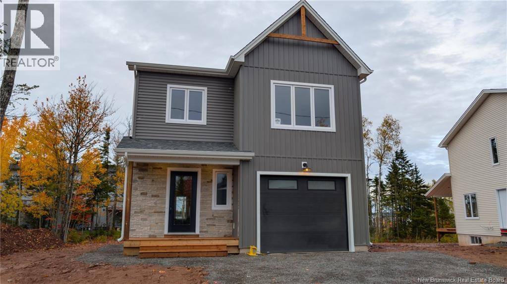 Moncton, NB E1G2V5,15 Rachel Street