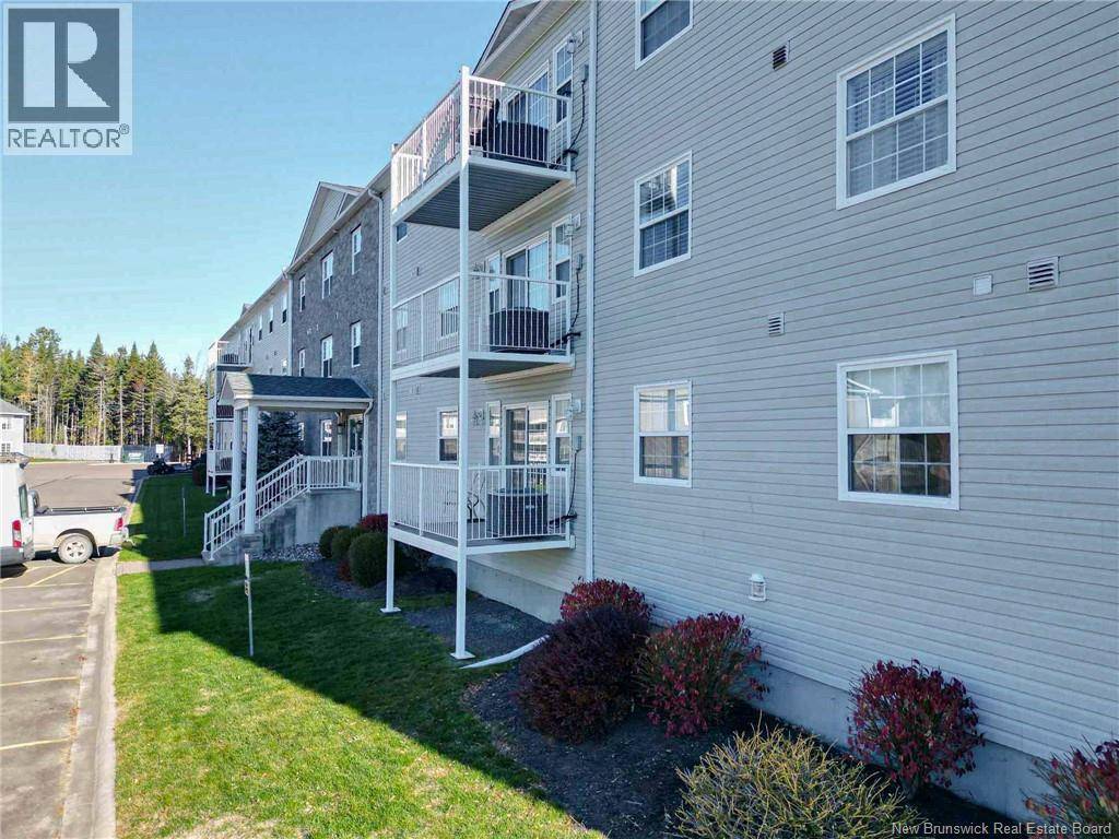 Fredericton, NB E3A0L7,40 Brown Boulevard Unit# 105
