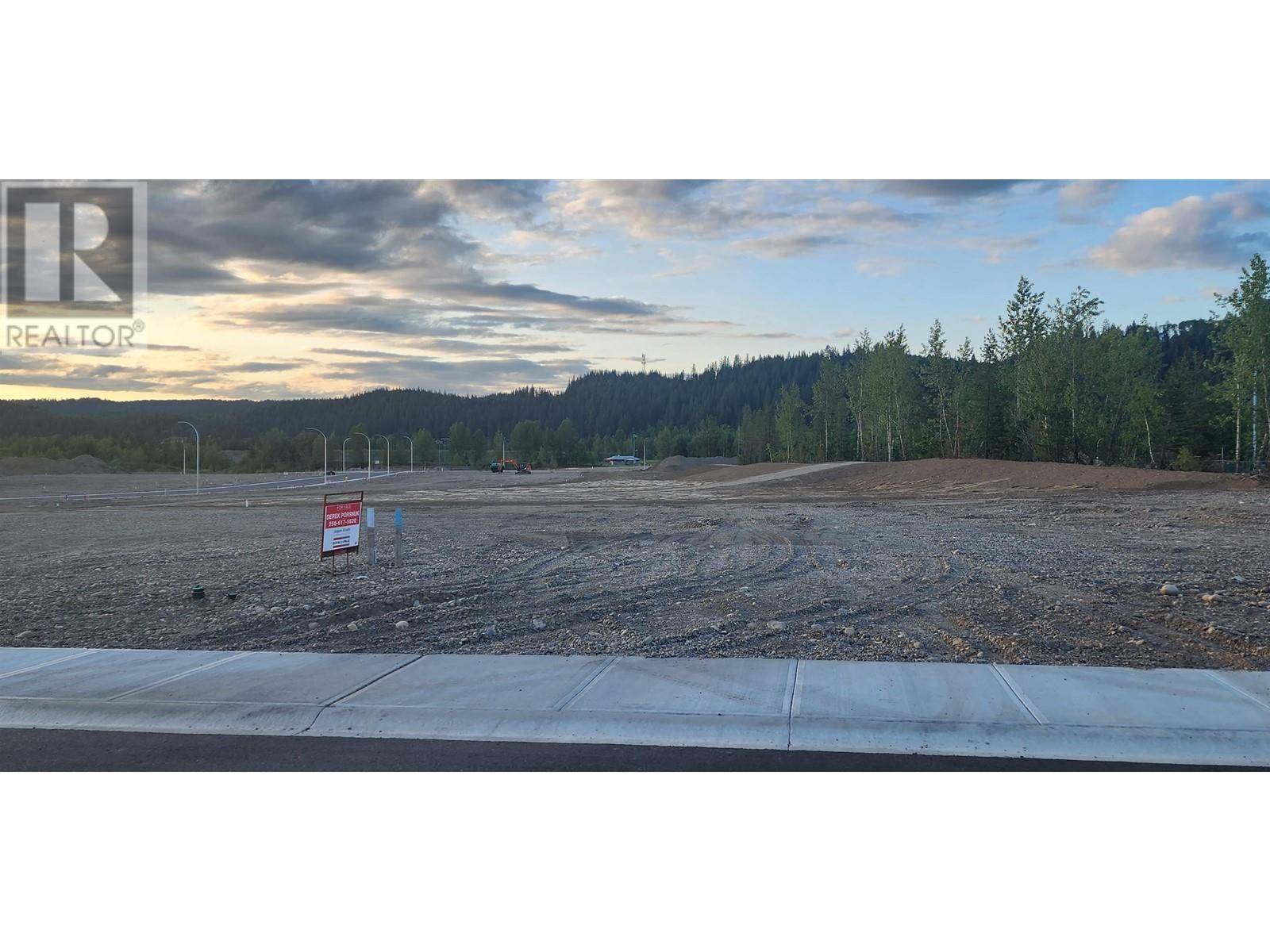 Prince George, BC V2K1E4,2703 MAGNOLIA CRESCENT