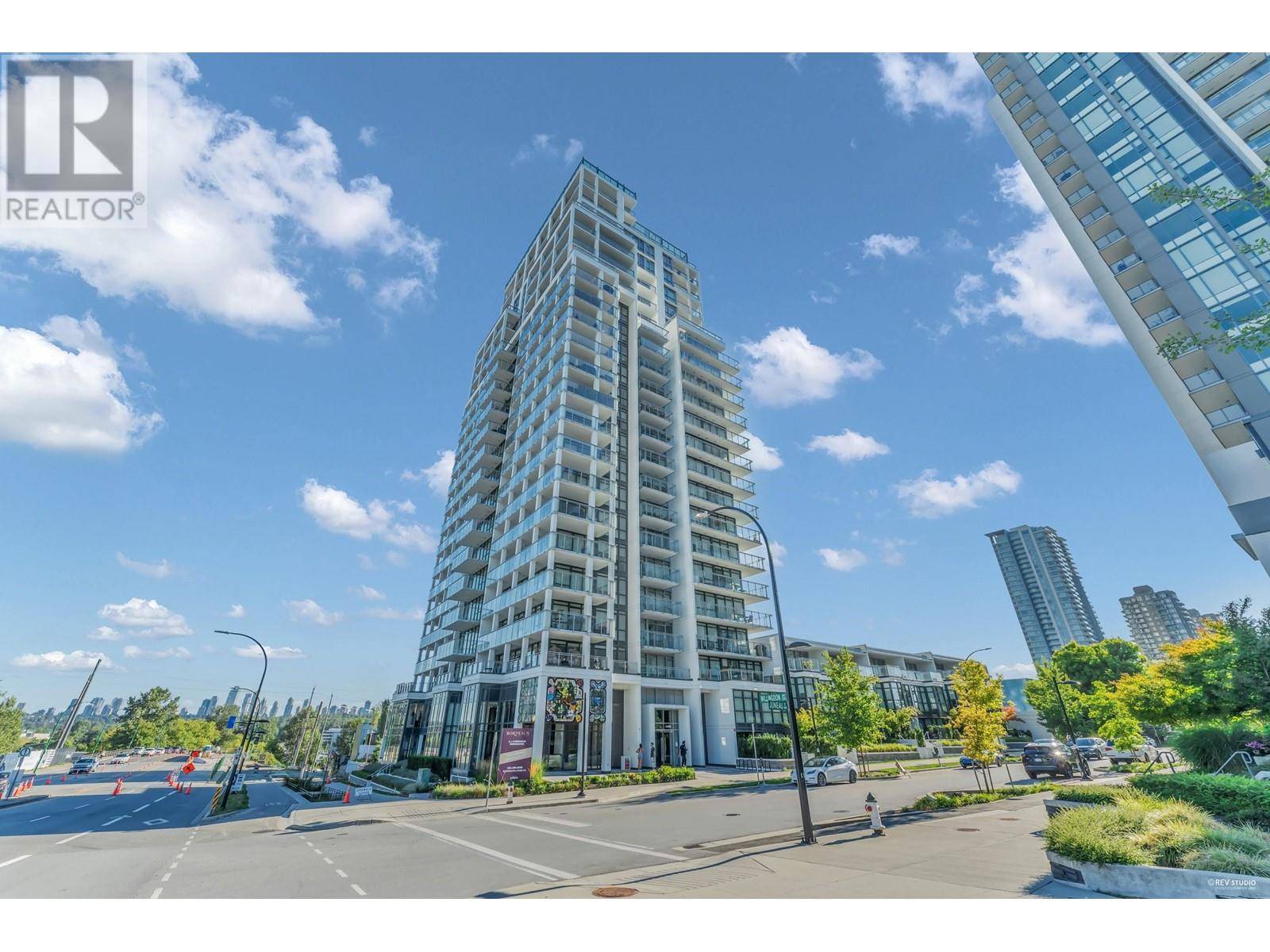 Burnaby, BC V5C0M4,4488 JUNEAU ST #306