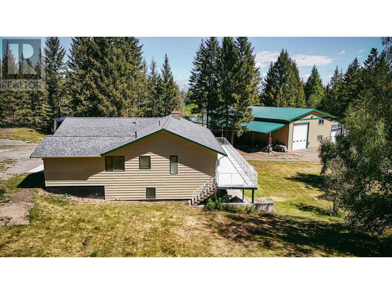 100 Mile House, BC V0K2E1,5902 EASTWOOD ROAD