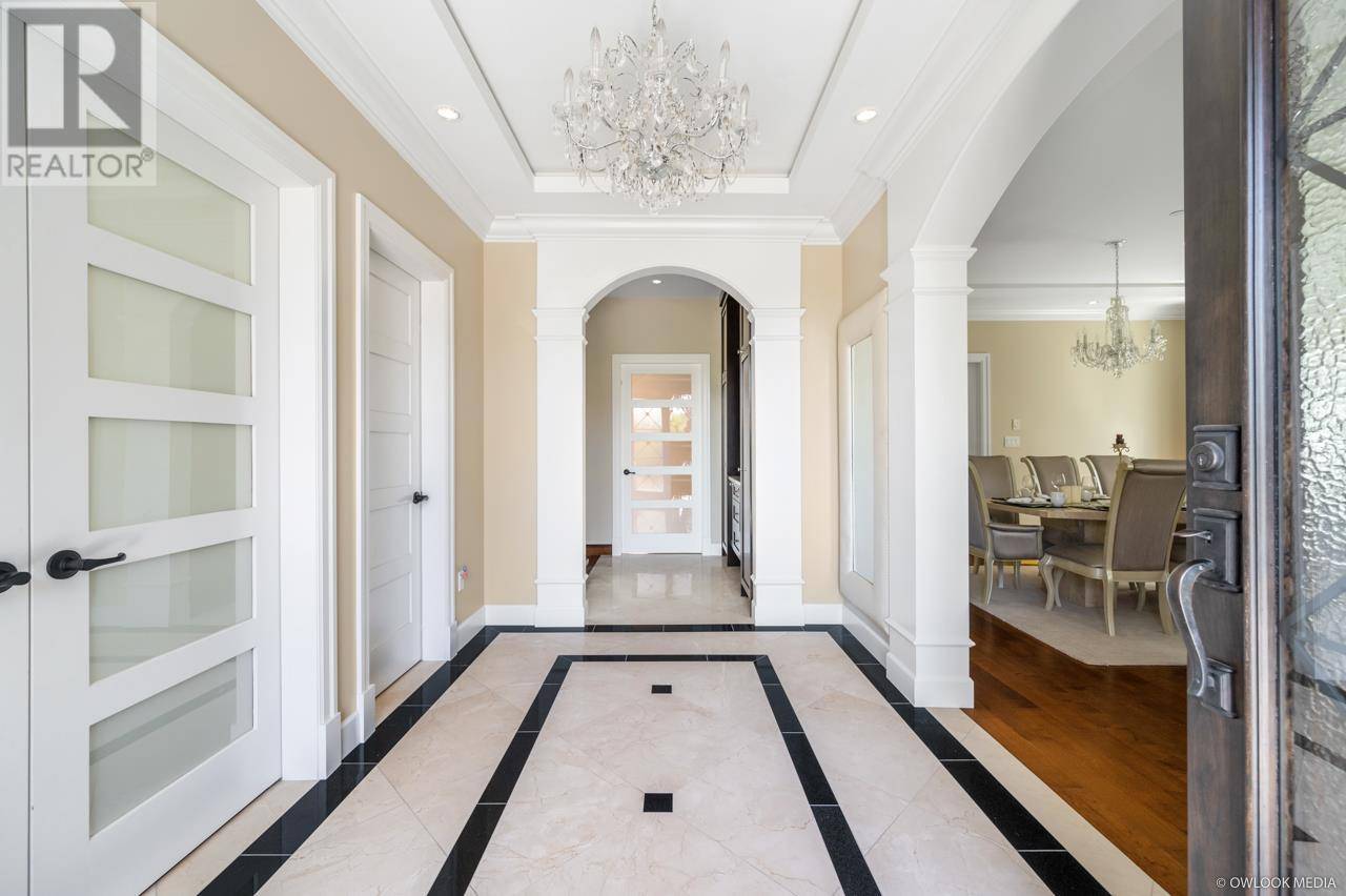 Vancouver, BC V6P1V9,1041 W 58TH AVENUE