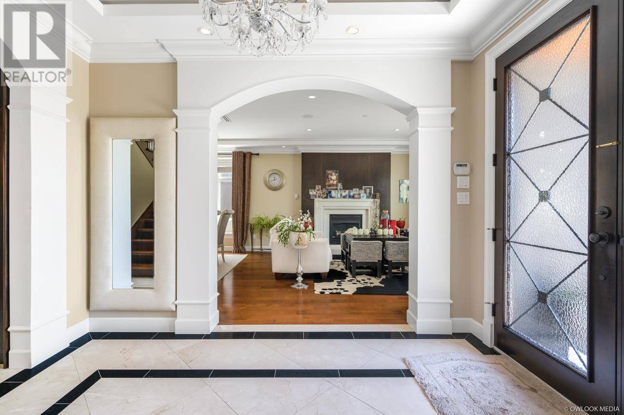 Vancouver, BC V6P1V9,1041 W 58TH AVENUE