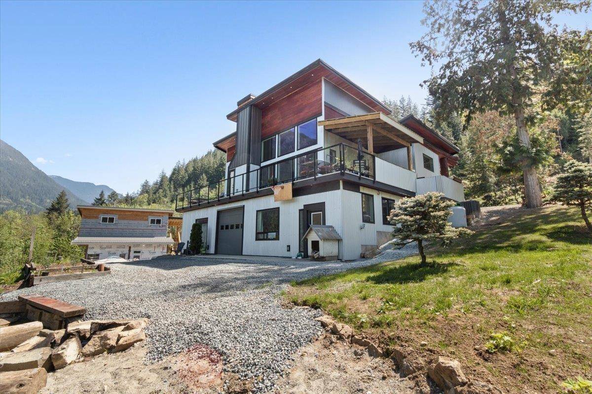 Hope, BC V0X1L1,66418 OTHELLO ROAD