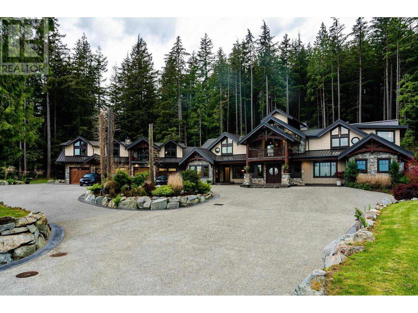 Anmore, BC V3H5G6,3299 BLACK BEAR WAY