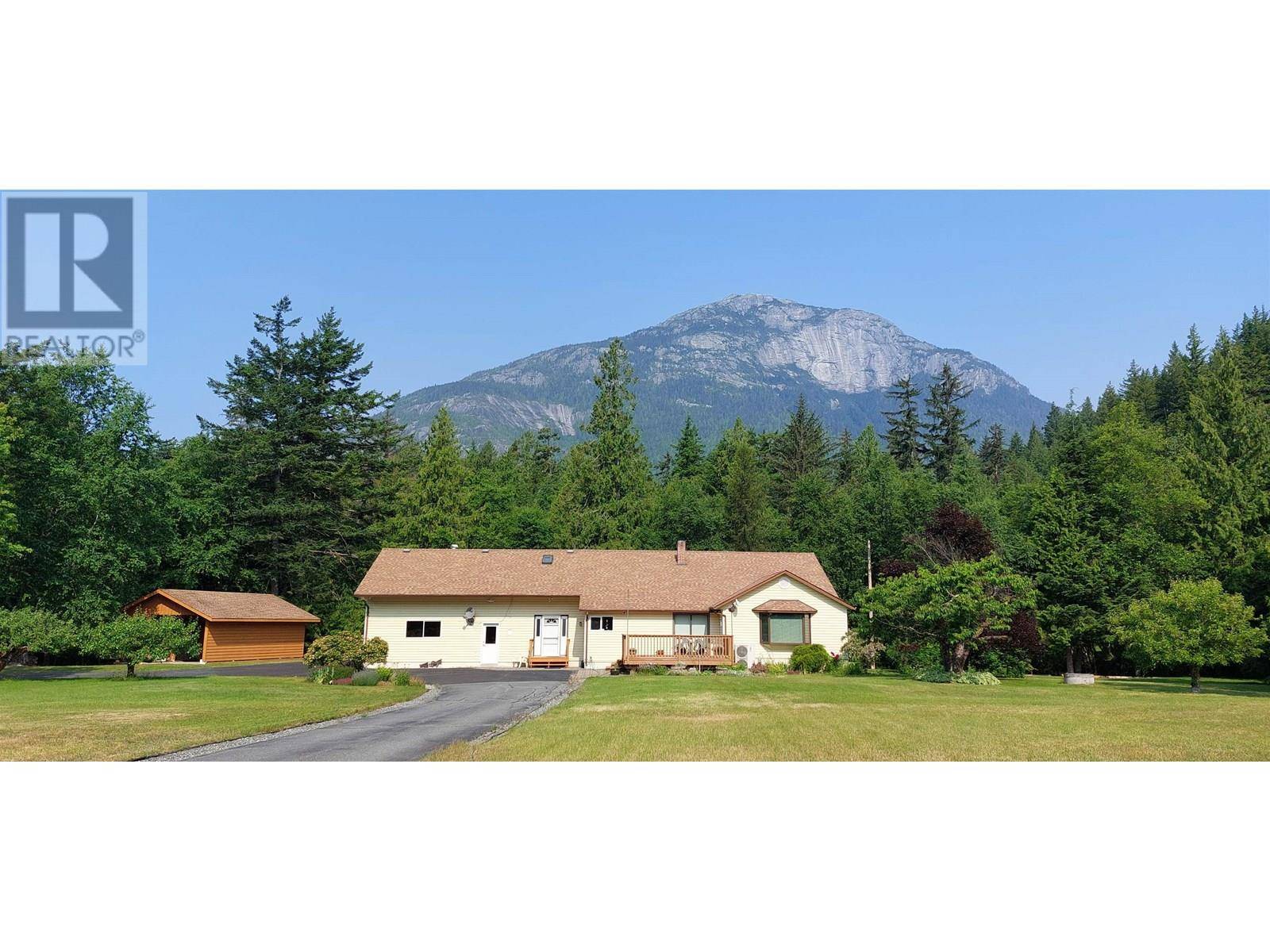 Bella Coola, BC V0T1C0,SALOOMPT RD #2459