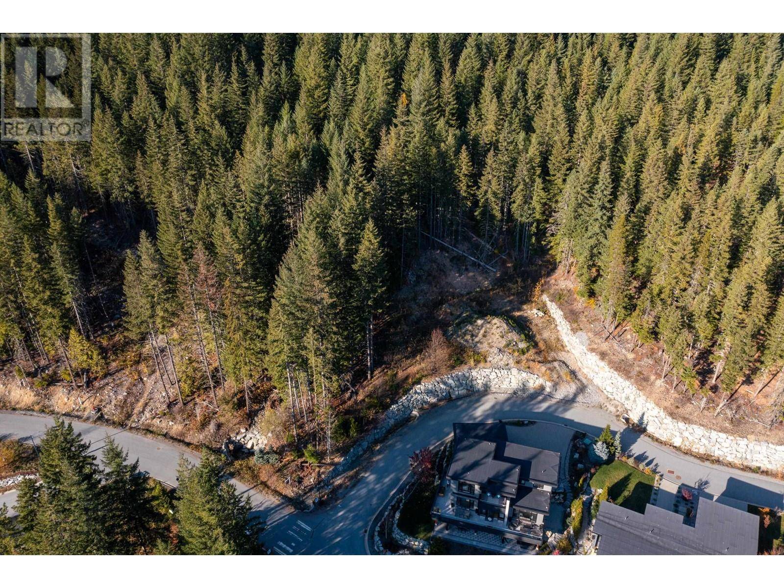 Whistler, BC V8E1L9,8558 ASHLEIGH MCIVOR DRIVE