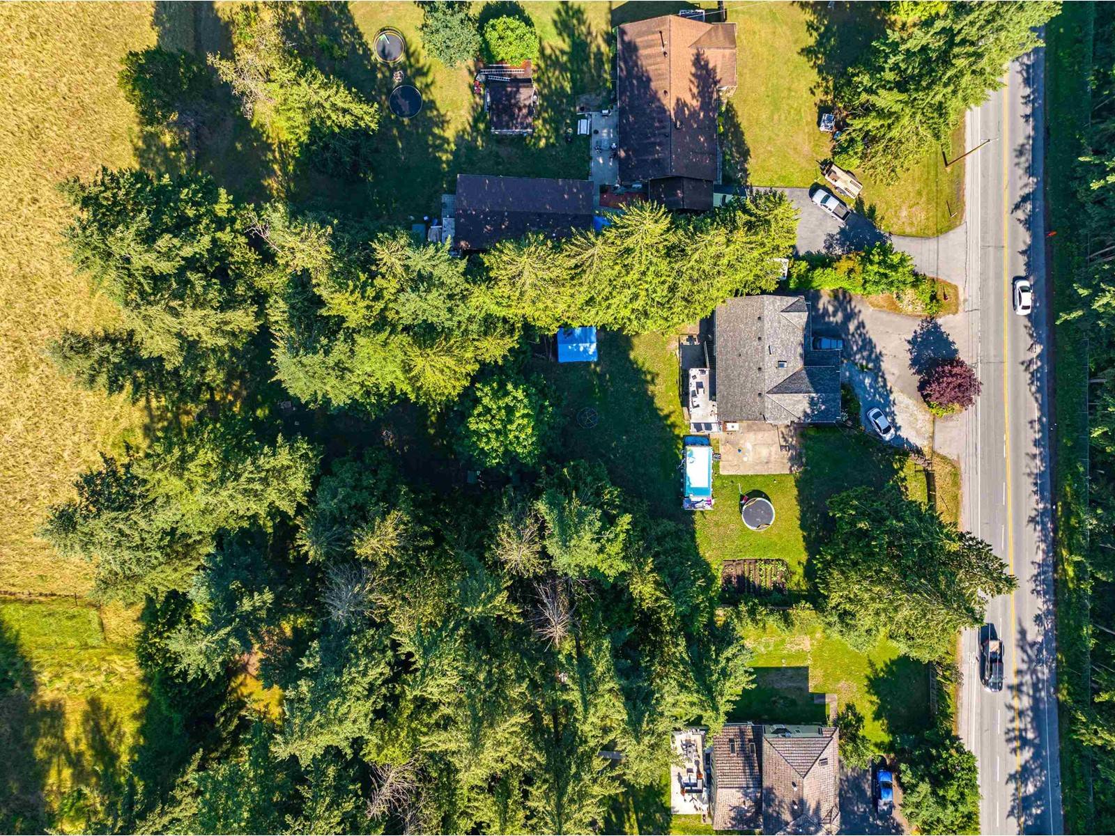 Langley, BC V3A8N9,20859 40 AVENUE
