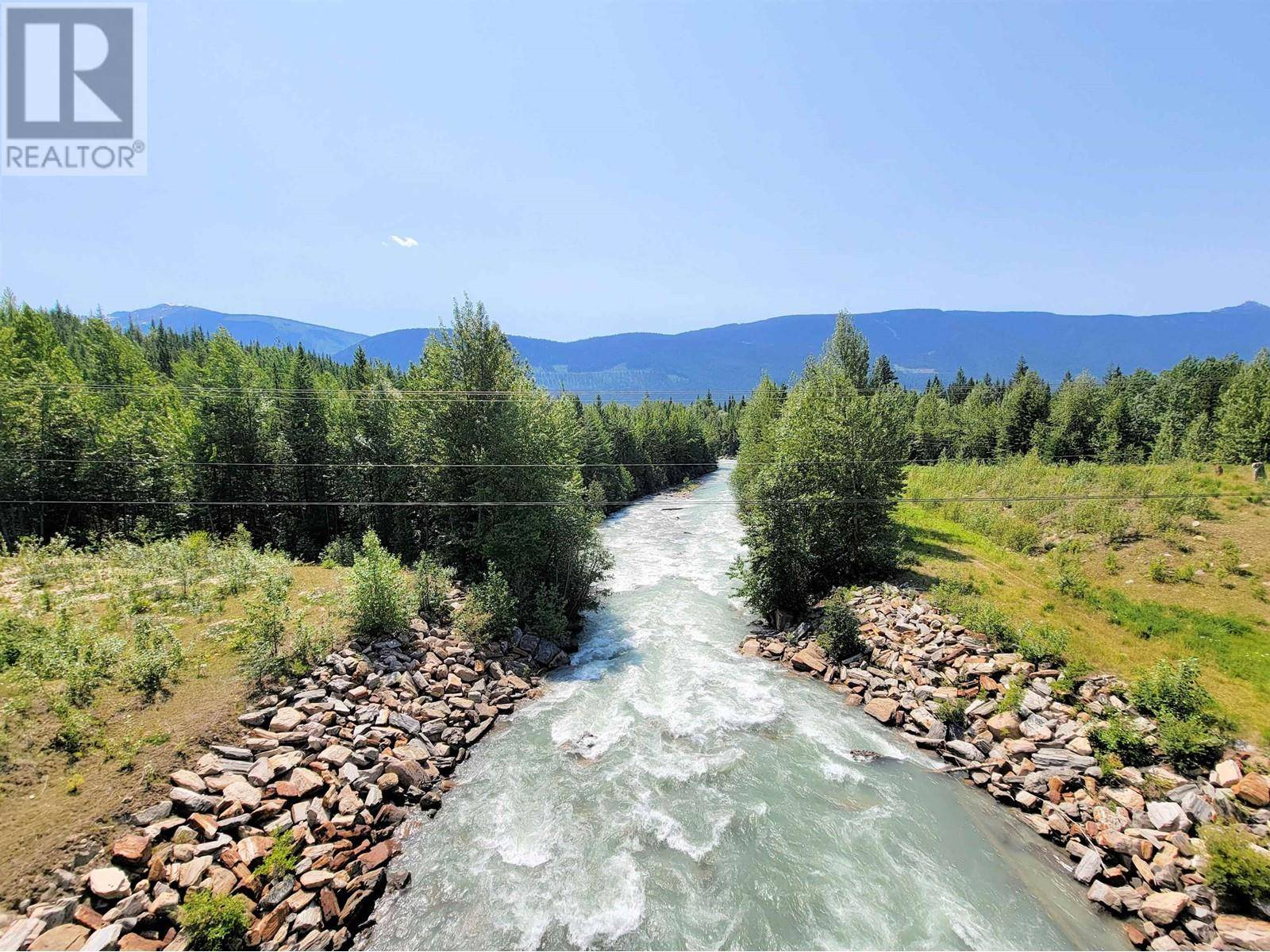 Valemount, BC V0E2Z0,SMALL RIVER
