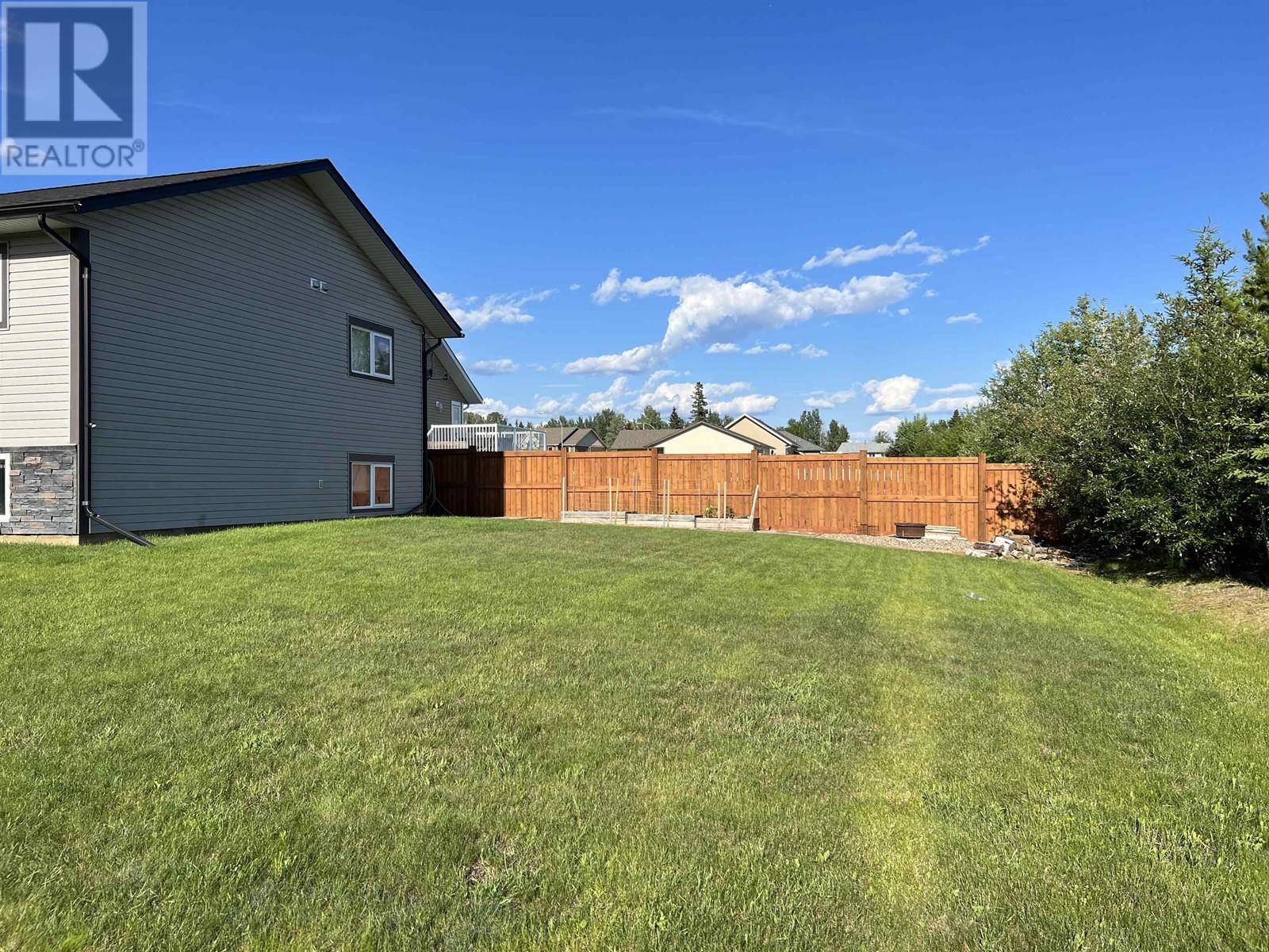 Fort Nelson, BC V0C1R0,5641 BIRCH DRIVE