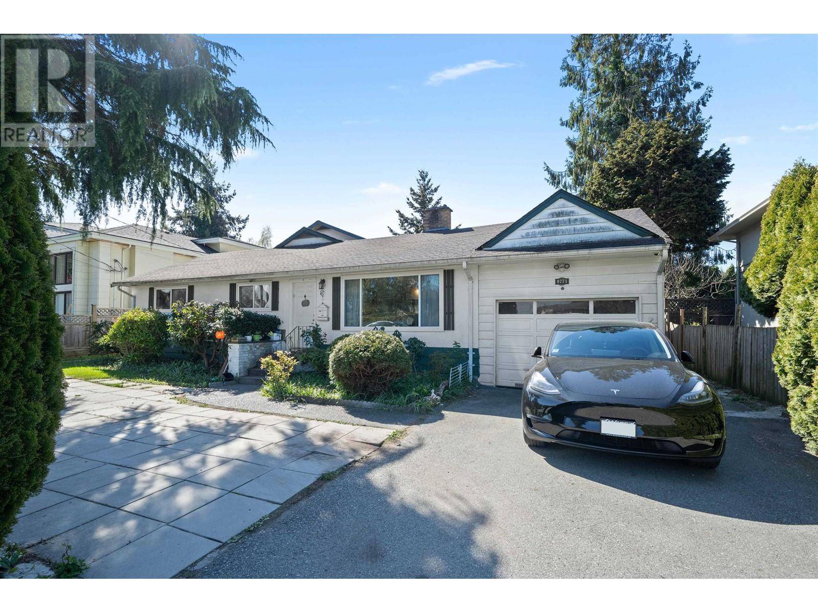 Richmond, BC V7A2C7,9771 PINEWELL CRESCENT