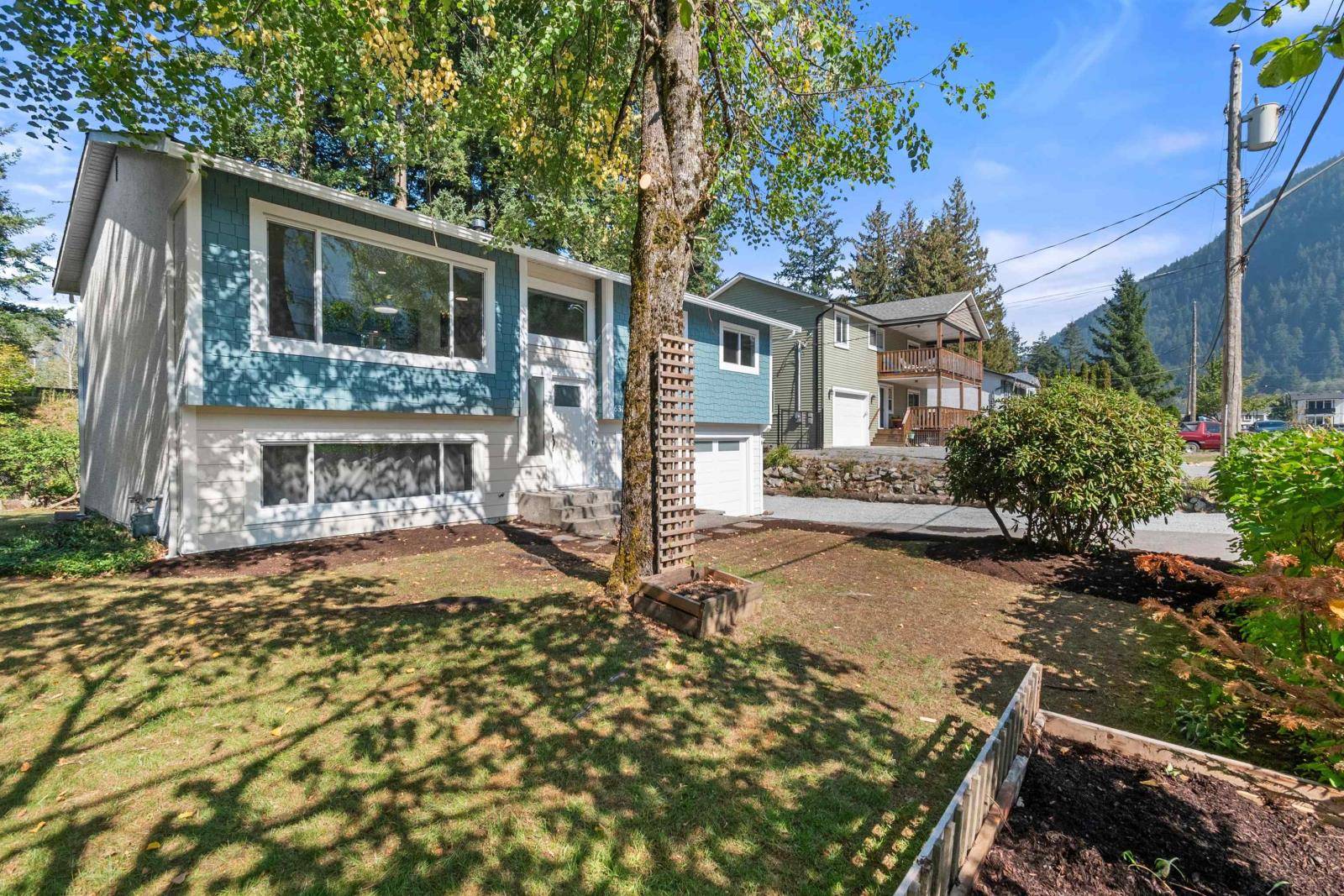 Hope, BC V0X1L2,63797 BEECH AVENUE