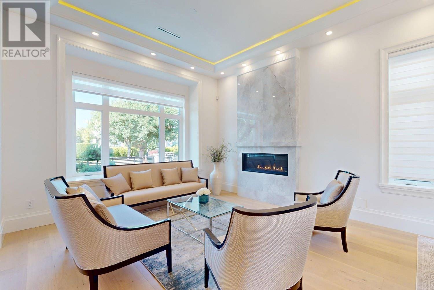 Vancouver, BC V6L1G3,2246 W 20TH AVENUE