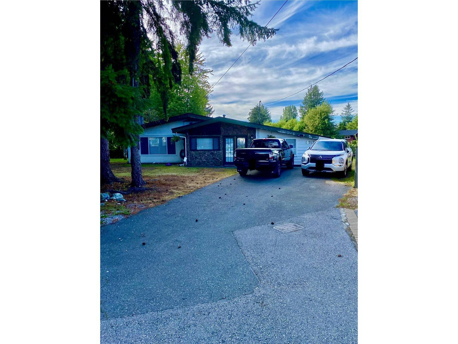 Delta, BC V4C2T2,11797 84A AVENUE