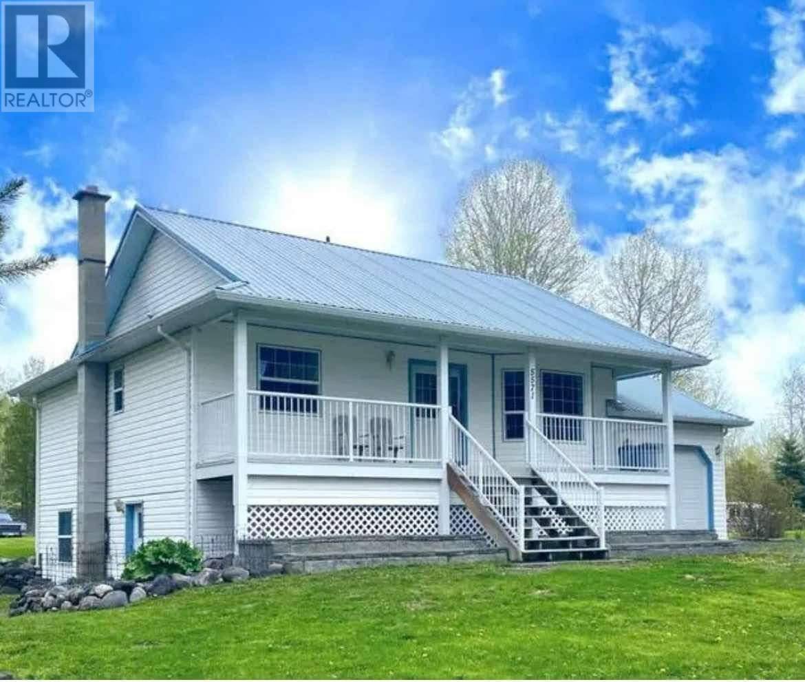 103 Mile House, BC V0K2E1,5571 LAKESIDE COURT