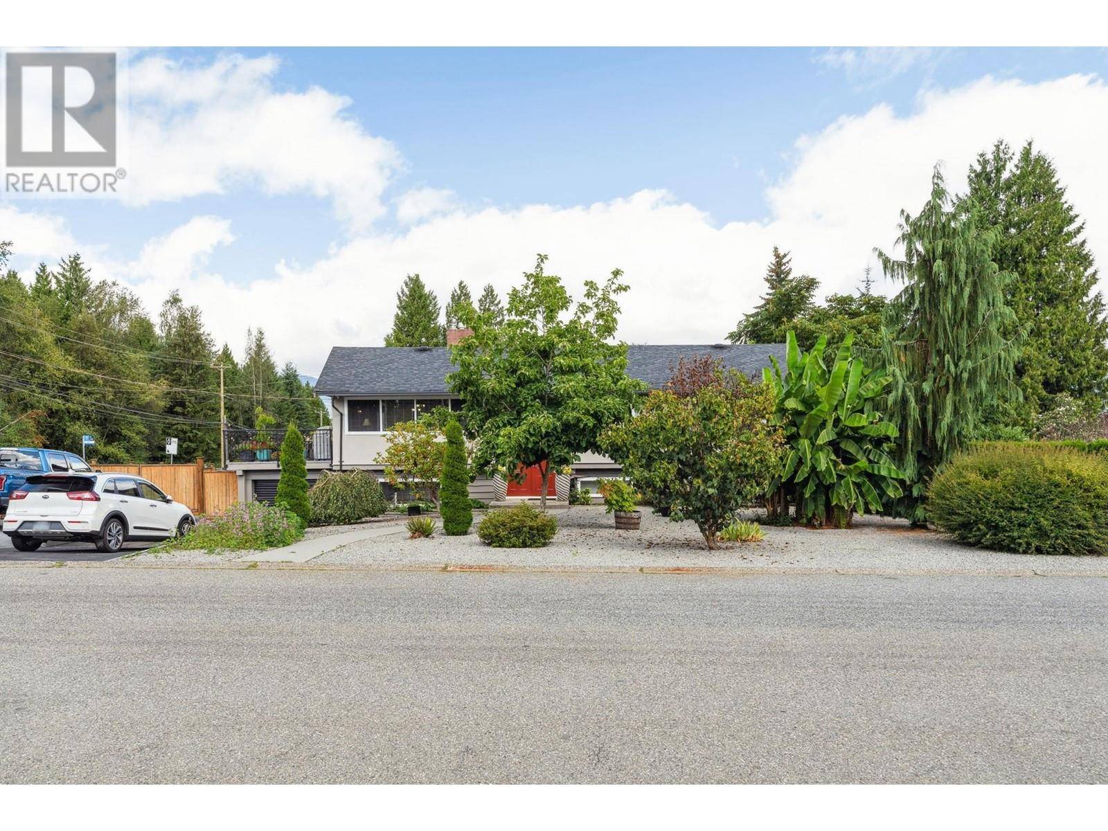 Port Moody, BC V3H1R6,348 VALOUR DRIVE