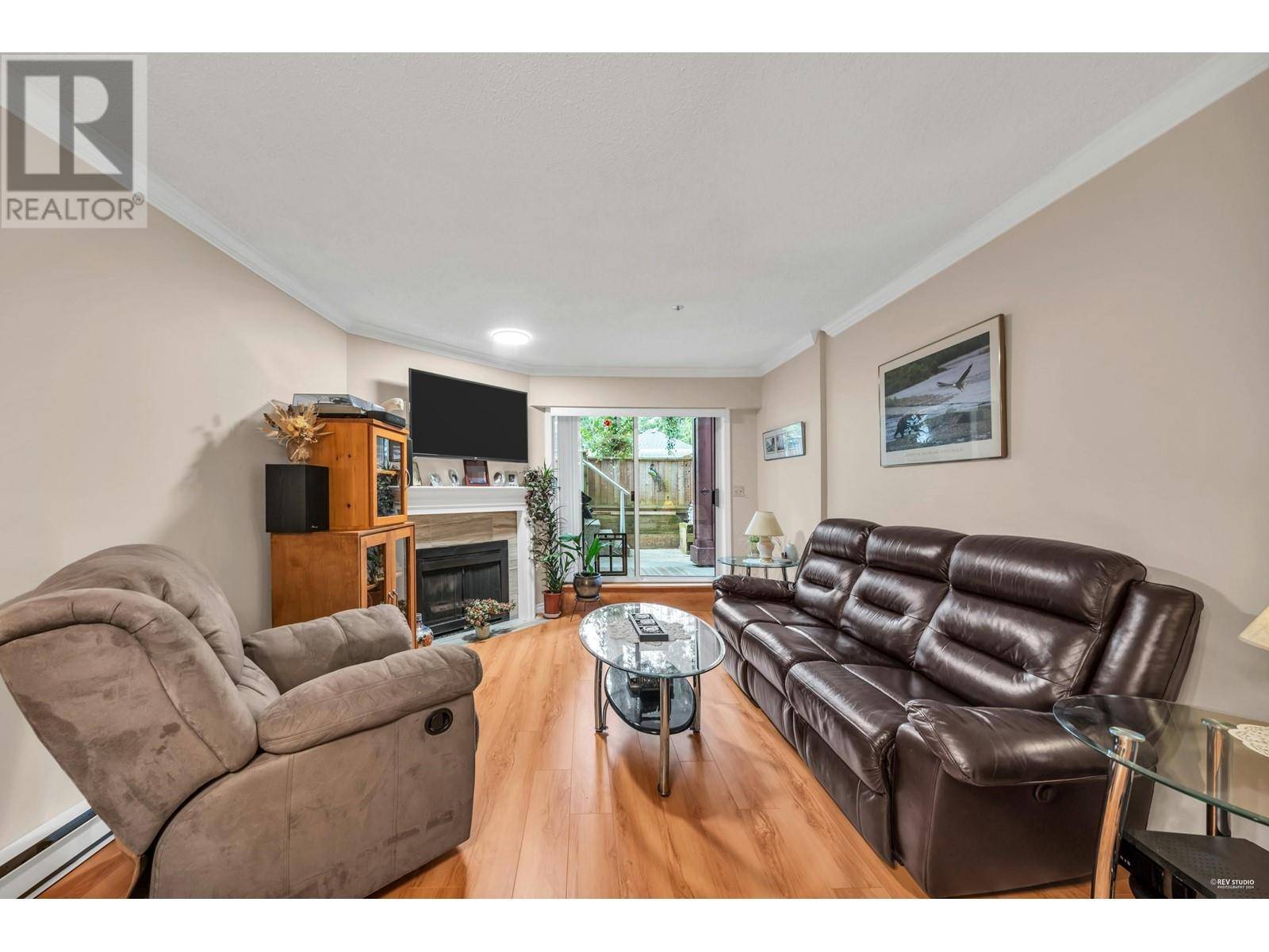 Vancouver, BC V5R2P5,3680 RAE AVE #110