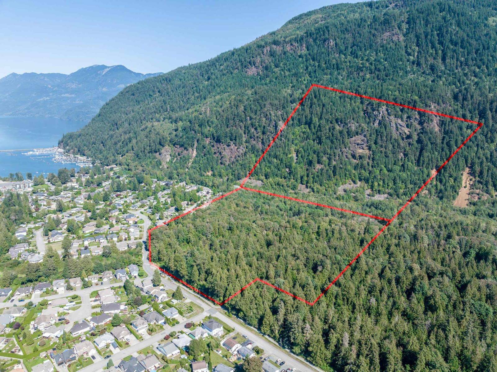 Harrison Hot Springs, BC V0M1K0,515 MCCOMBS DRIVE|Harrison Hot Springs