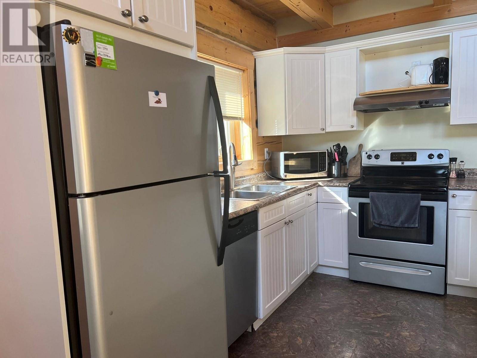 Hudsons Hope, BC V0C1V0,10405 LEMIEUX STREET