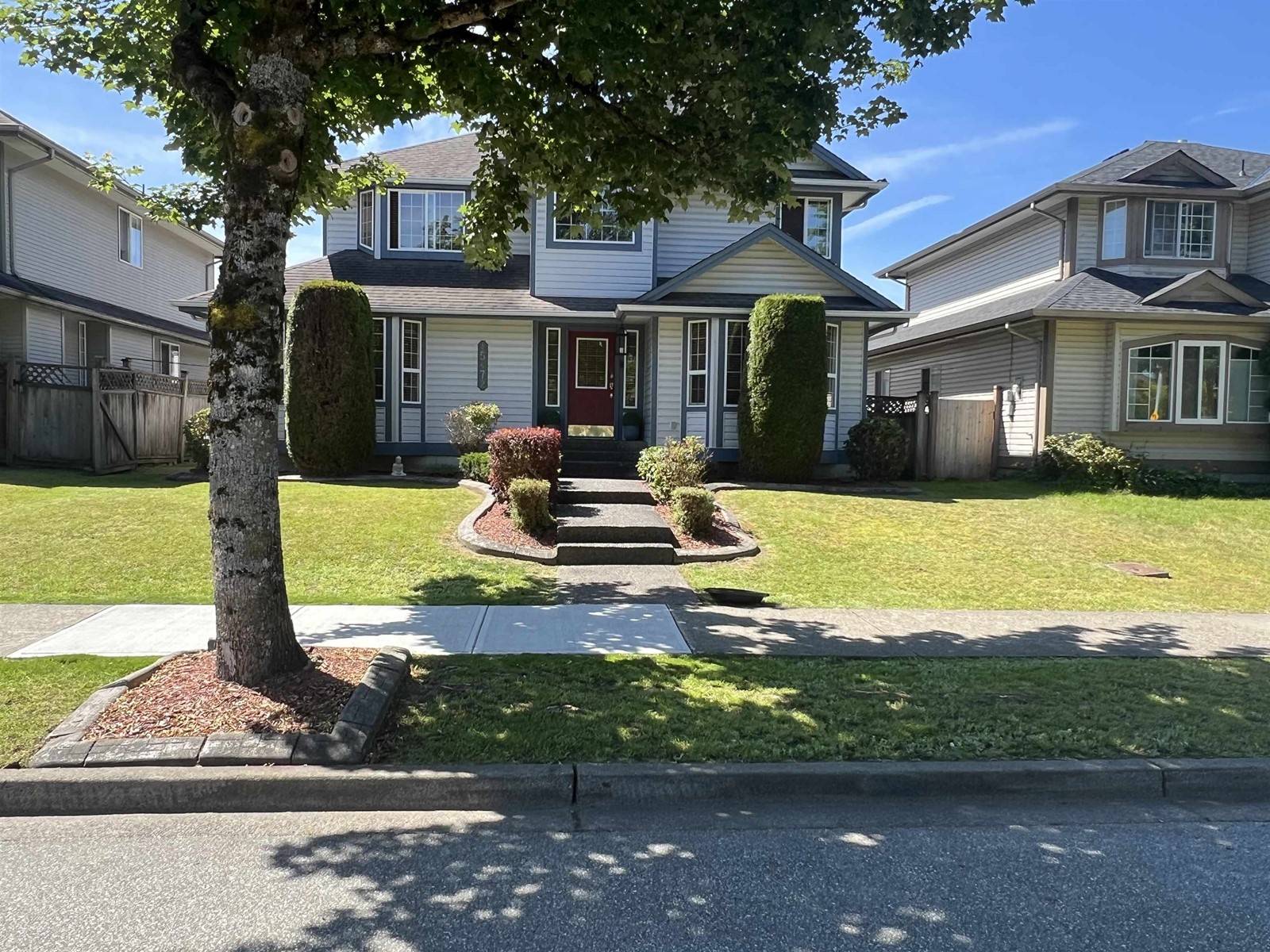 Surrey, BC V3R0X1,15472 110 AVENUE