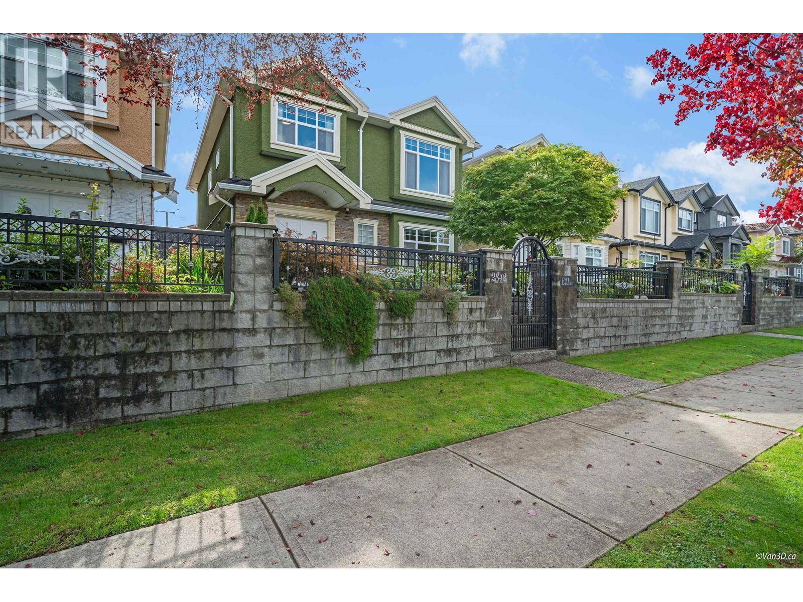 Vancouver, BC V5M2W4,2842 E 21ST AVENUE