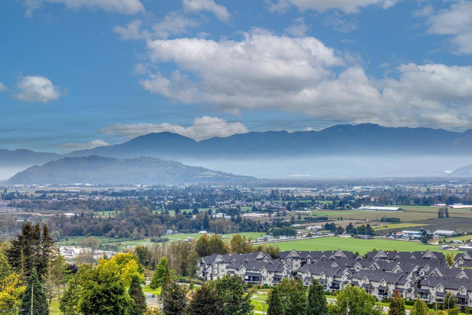 Chilliwack, BC V2R0R9,47239 VISTA PLACE