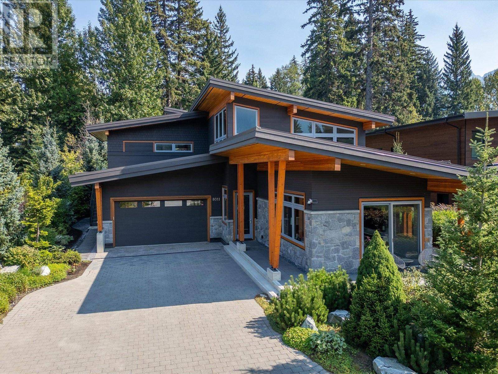 Whistler, BC V8E1J9,8011 CYPRESS PLACE