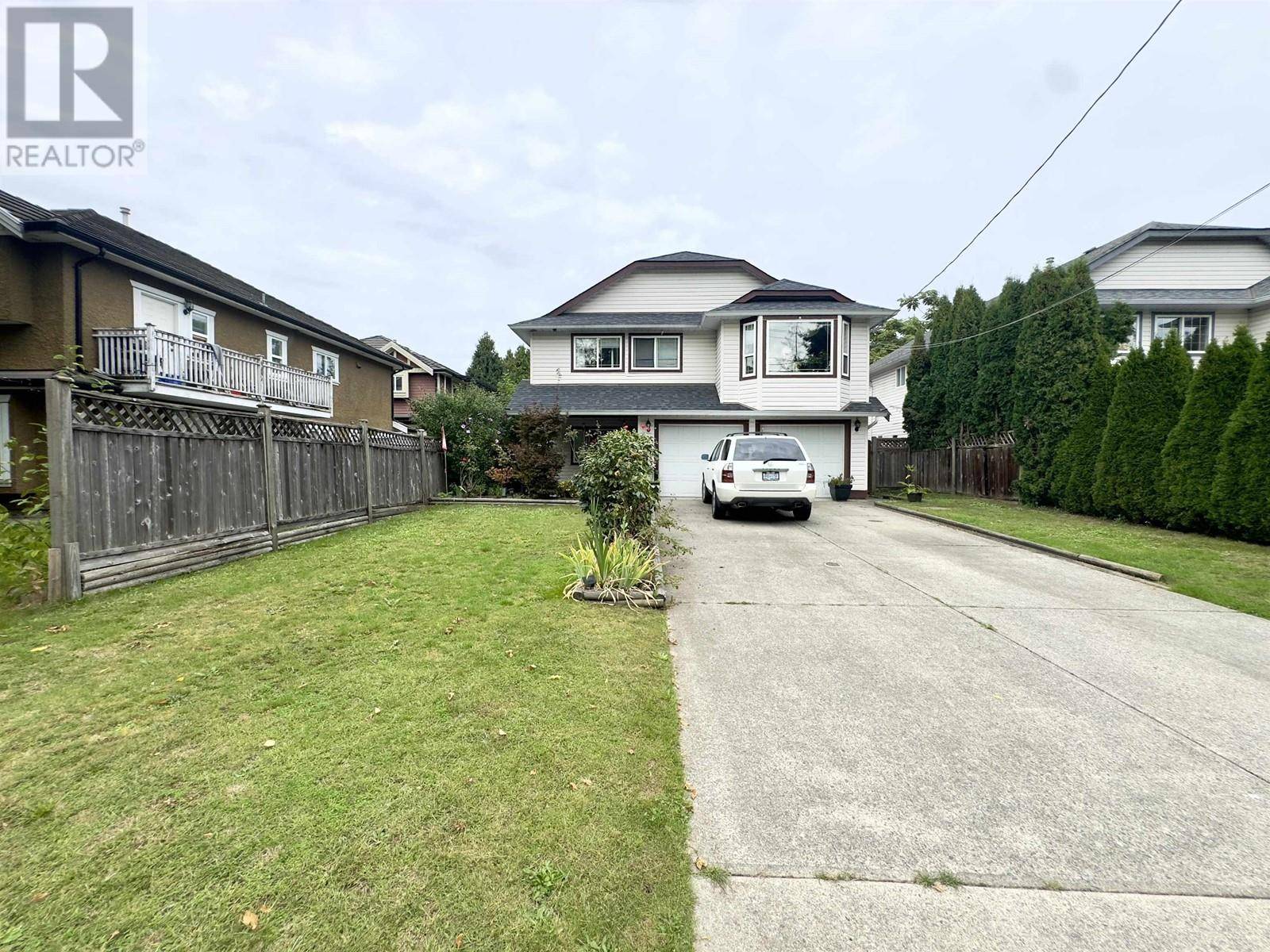 Coquitlam, BC V3K1T4,585 ALDERSON AVENUE