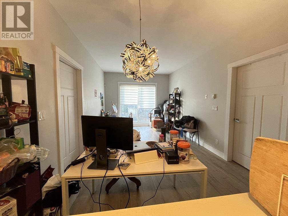 Burnaby, BC V5J1H9,5288 BERESFORD ST #202