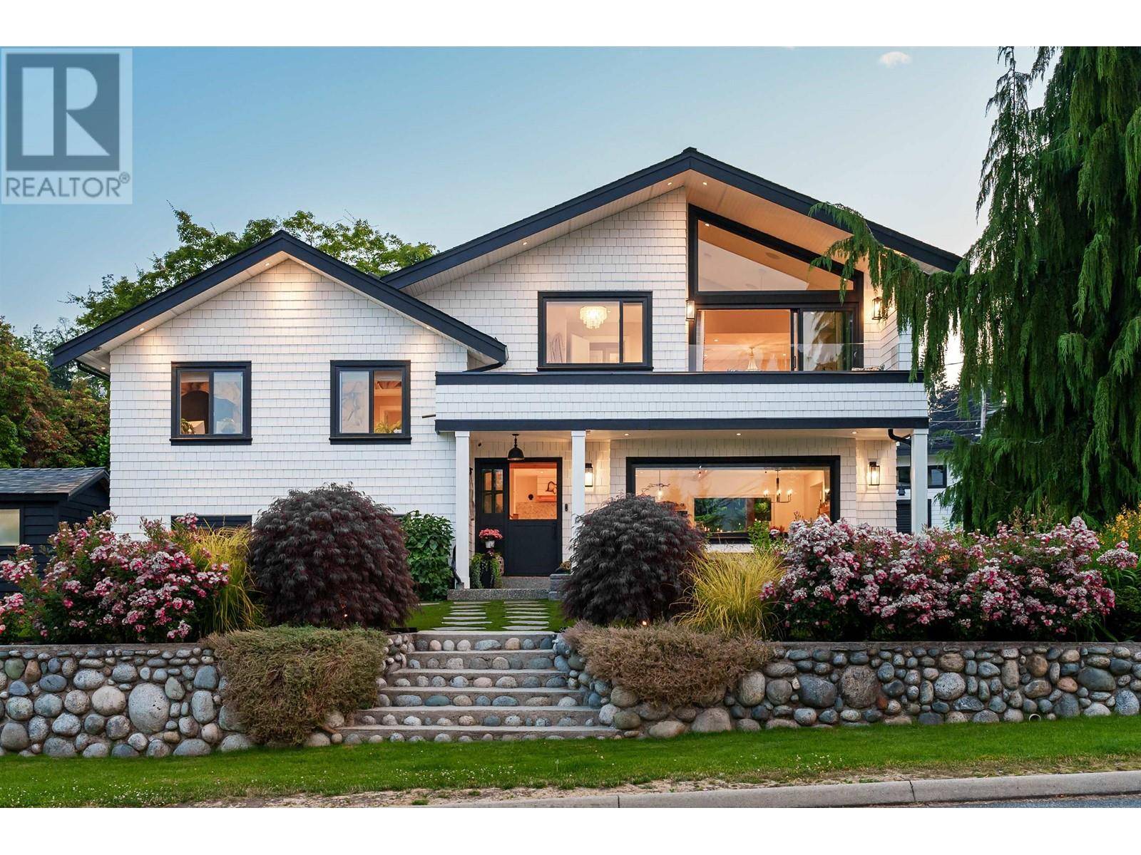 North Vancouver, BC V7G1A7,4155 DOLLAR ROAD