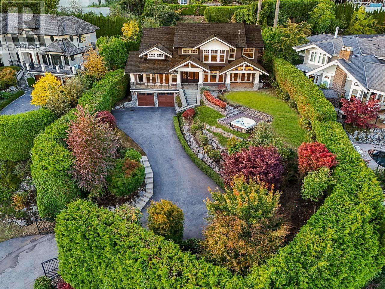 West Vancouver, BC V7S2R4,1373 CHARTWELL DRIVE
