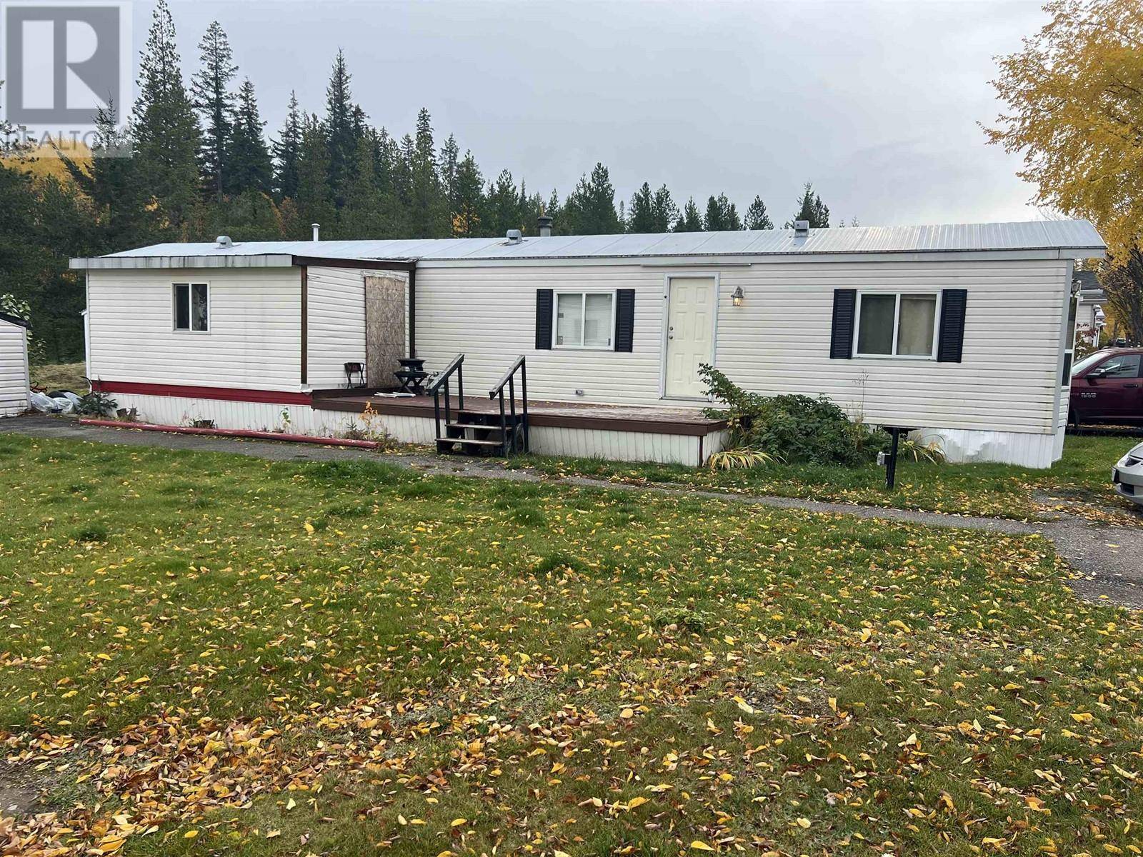 Prince George, BC V2K4V1,1000 INVERNESS RD #32