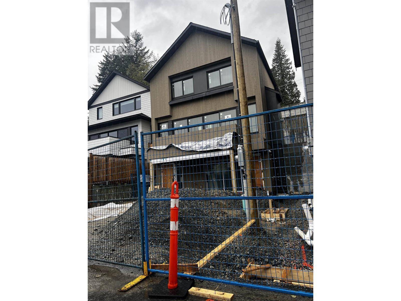 North Vancouver, BC V7L1X4,1119 E KEITH ROAD