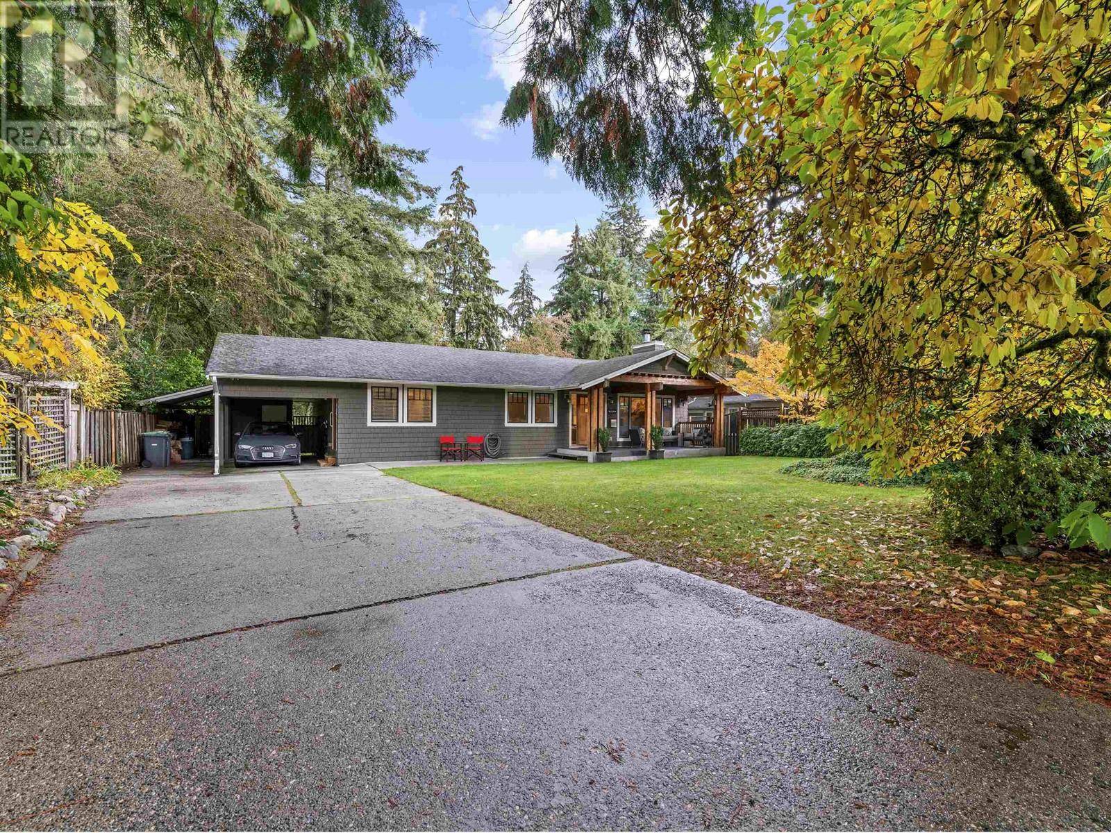 North Vancouver, BC V7R3Z6,4148 VIRGINIA CRESCENT