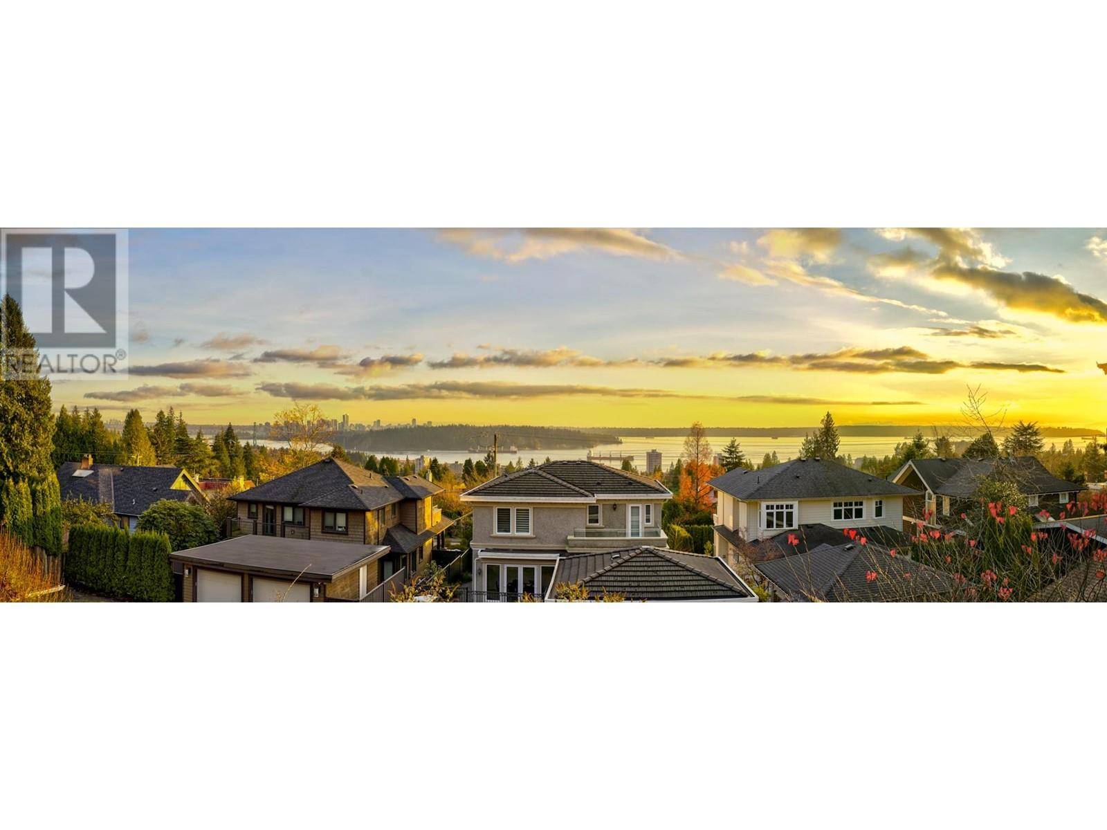 West Vancouver, BC V7T2G8,1460 NELSON AVENUE