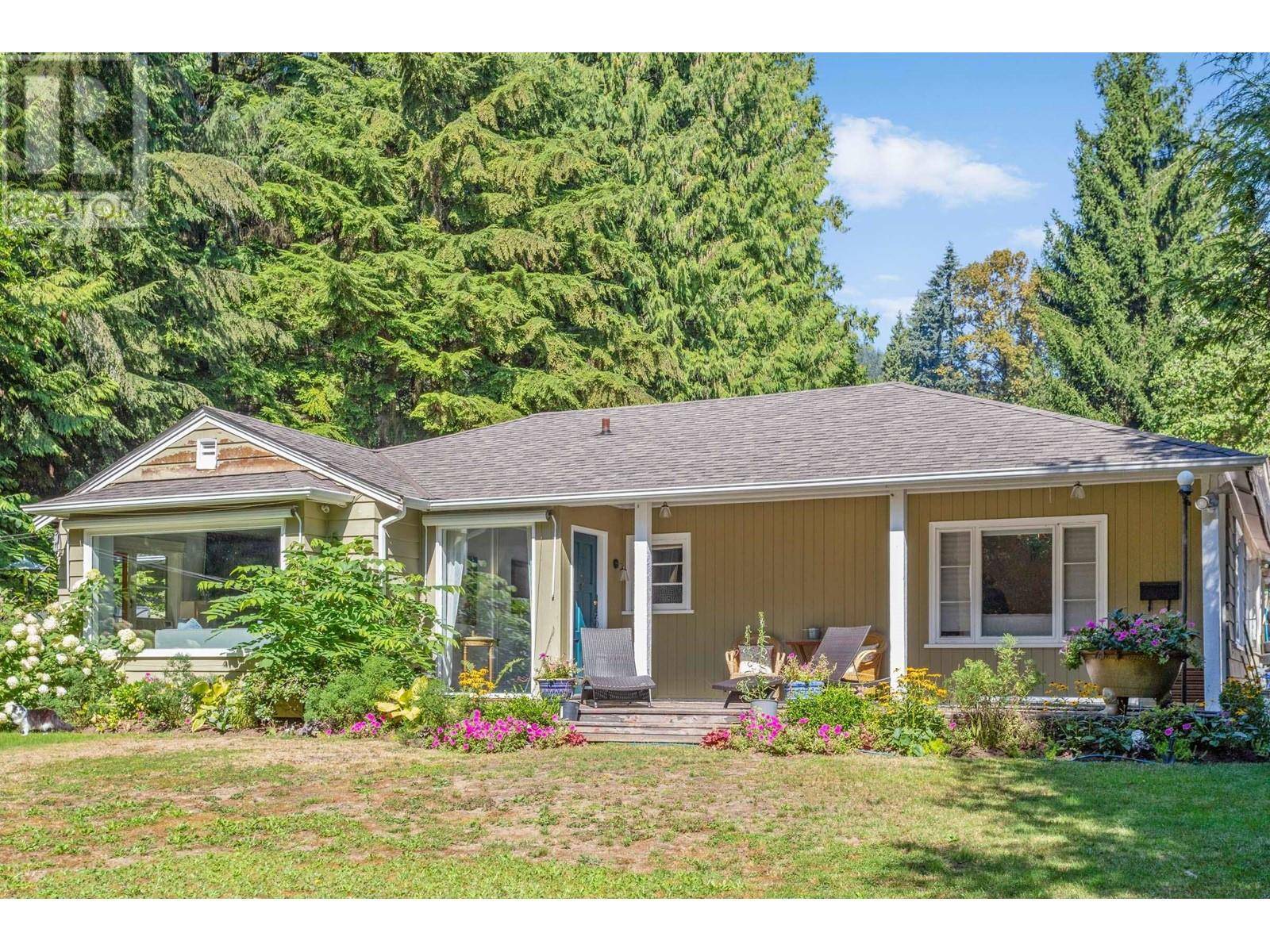 North Vancouver, BC V7K1R2,1374 KILMER ROAD