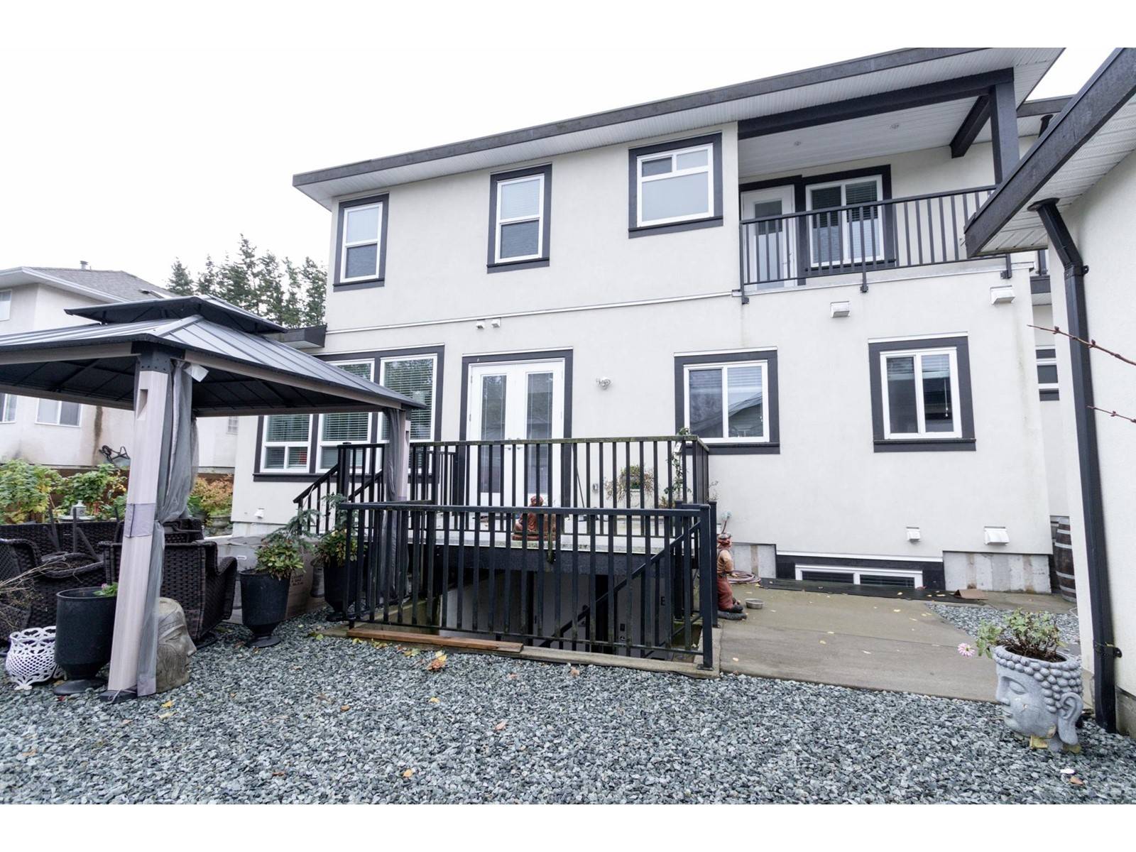 Delta, BC V4C2W8,11297 86 AVENUE