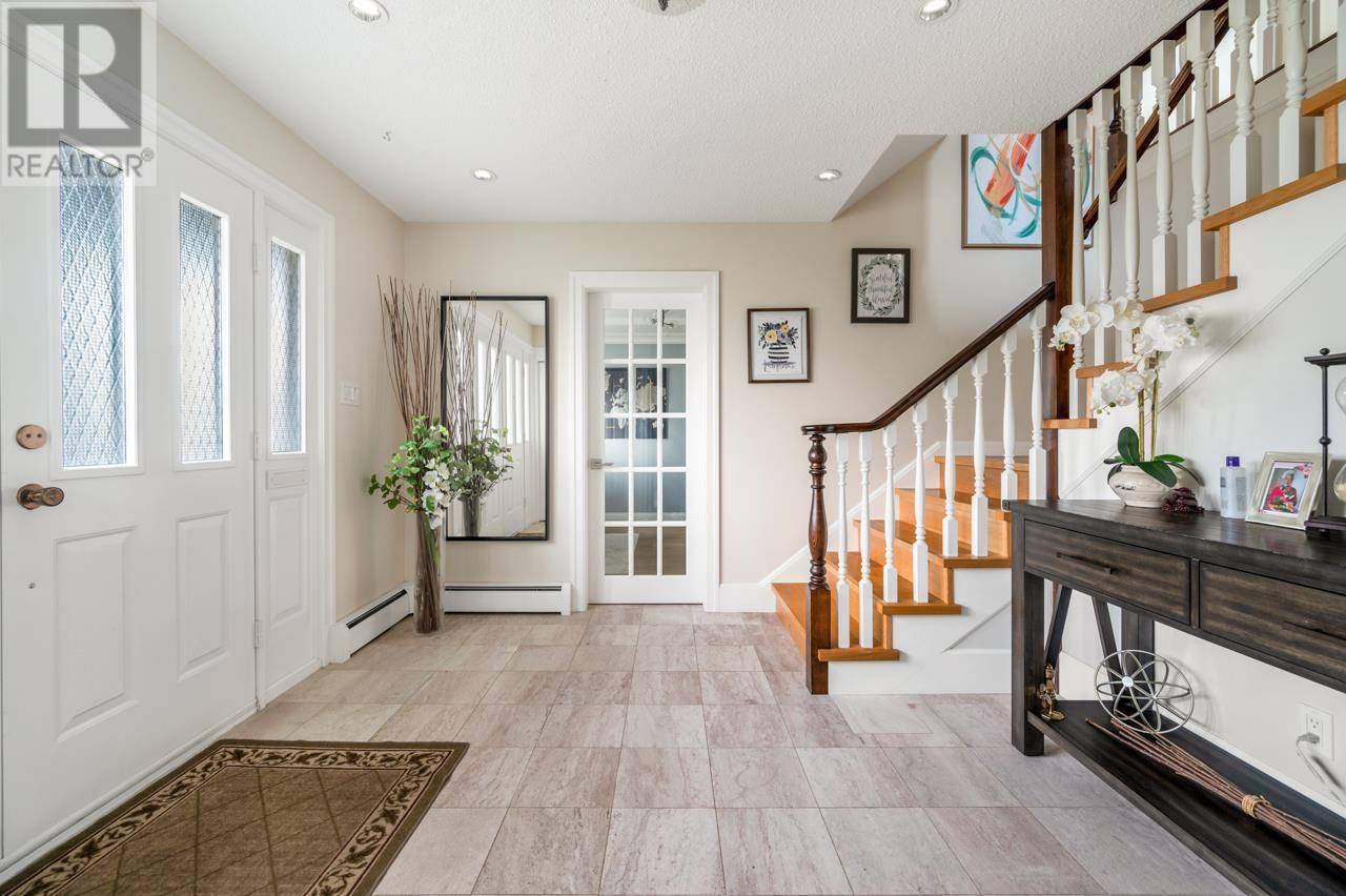 Vancouver, BC V5R3S7,5905 EARLES STREET