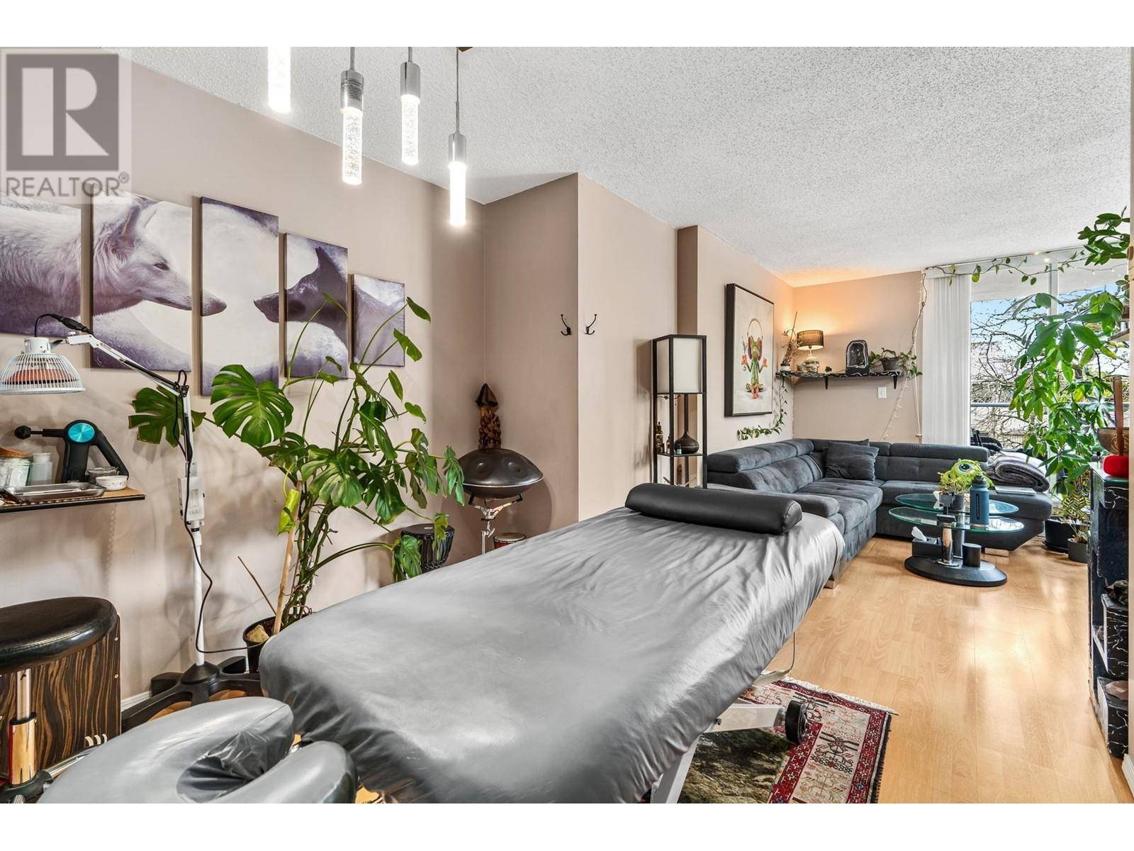 Vancouver, BC V6G1M6,1771 NELSON ST #301