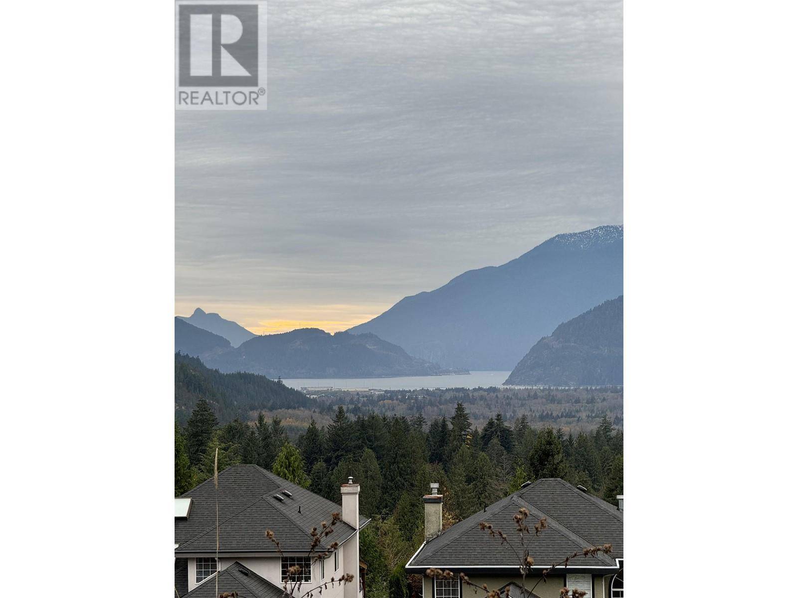 Squamish, BC V8B0G1,2015 GLACIER VIEW DRIVE