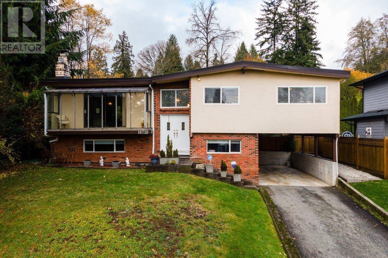 North Vancouver, BC V7J1Y2,1672 PIERARD ROAD