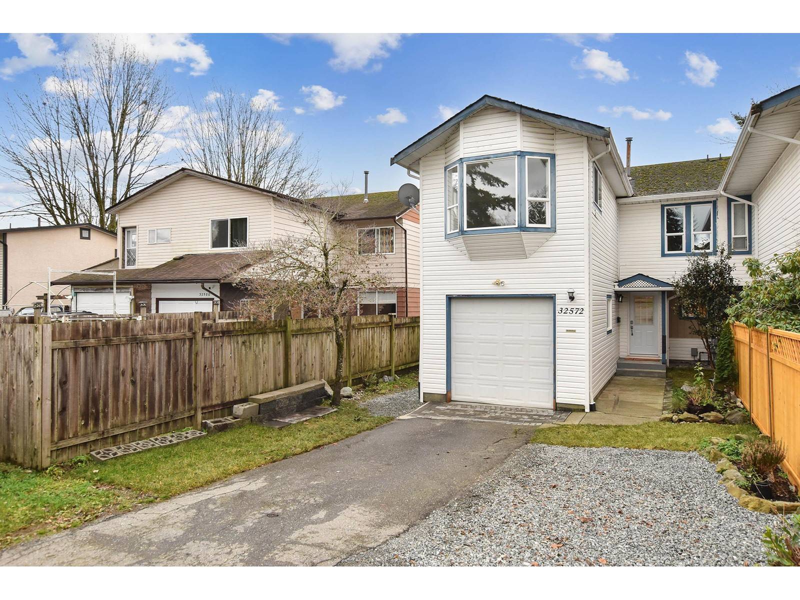 Mission, BC V2V5L1,32572 BOBCAT DRIVE